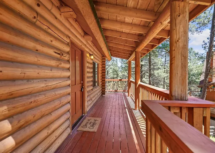 Lovely & Rustic Treehouse - Stargazing In The Pines!